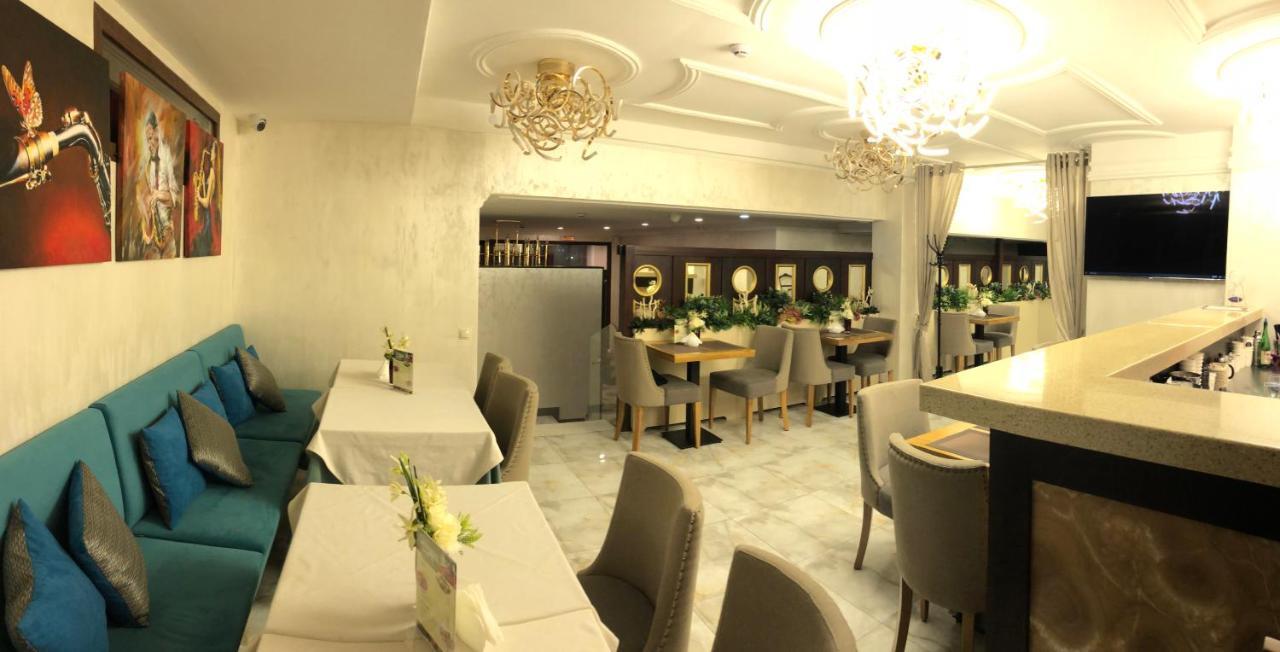 Grace Point Hotel Astaná Habitación foto