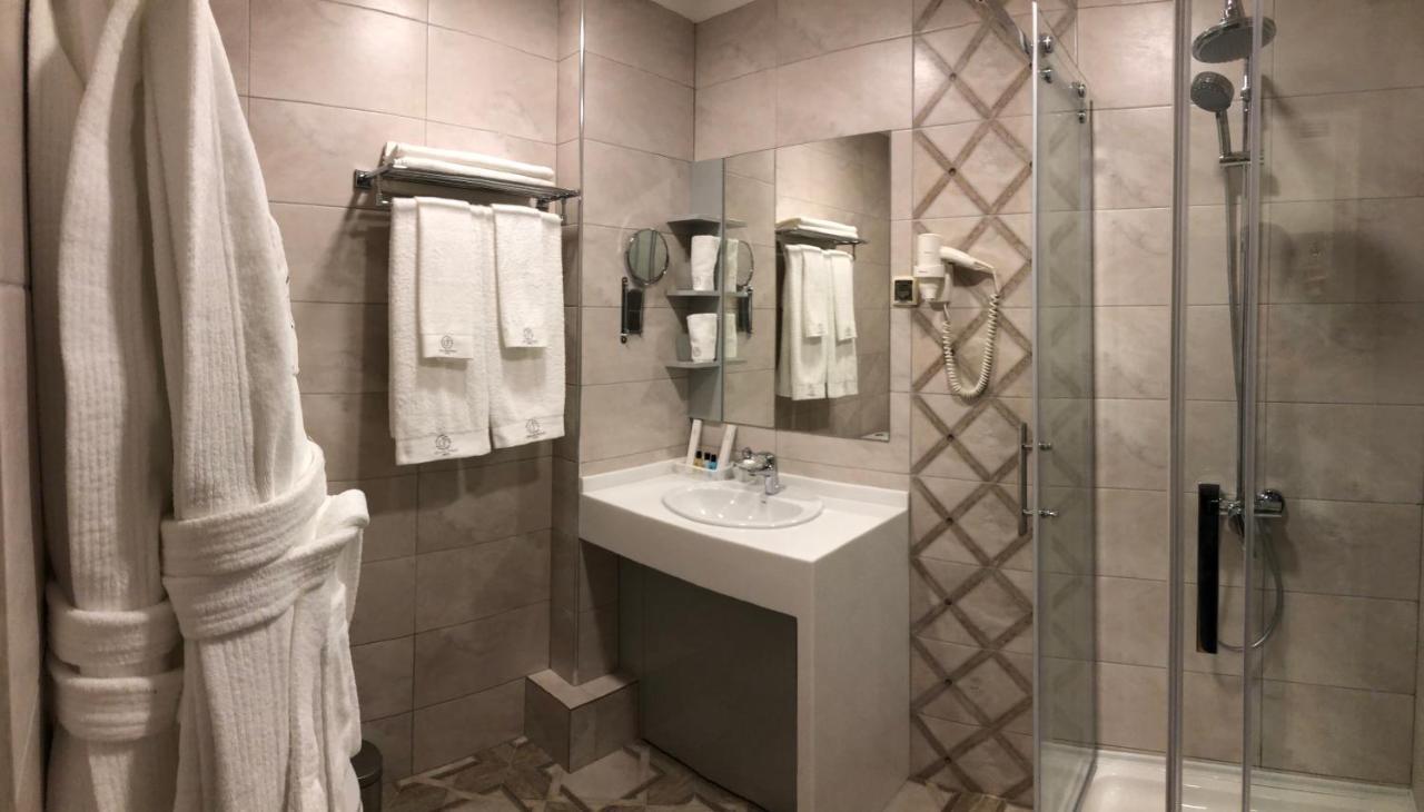 Grace Point Hotel Astaná Habitación foto