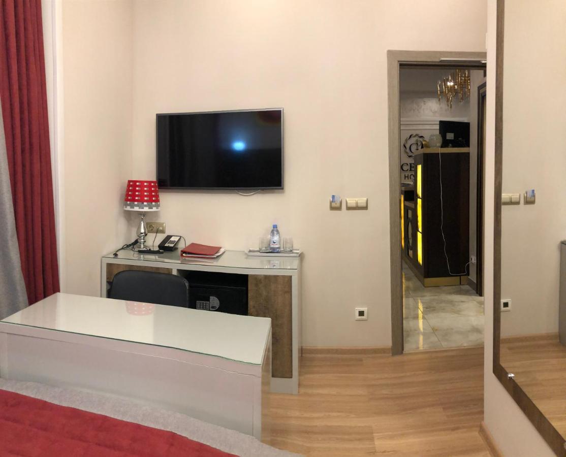 Grace Point Hotel Astaná Habitación foto